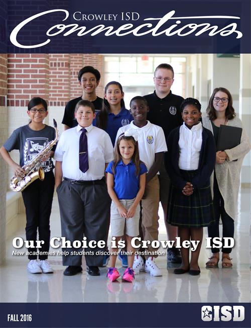 2016 Fall Issue - Students in a hallway.